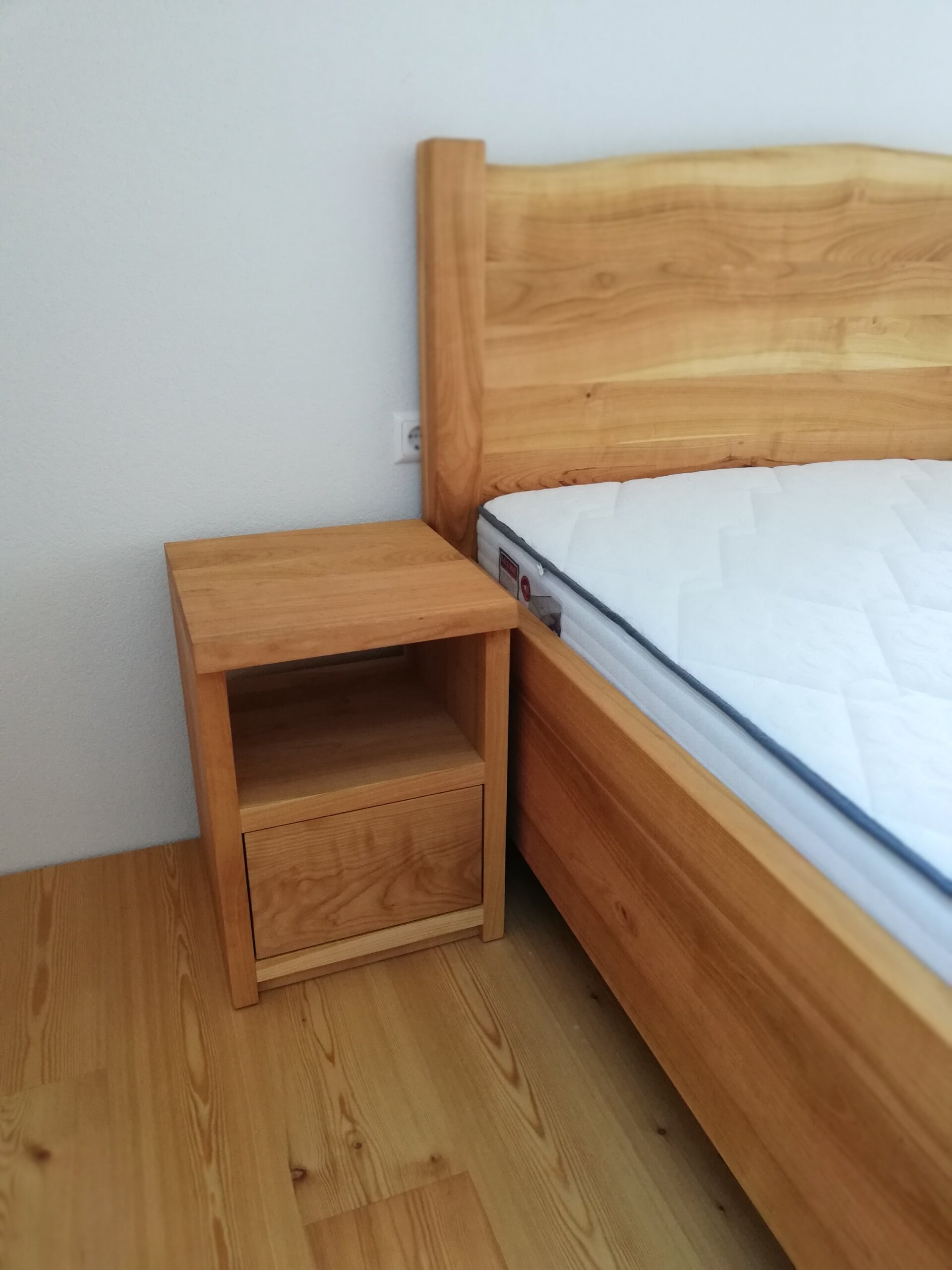 Češnjeva postelja - slika 6