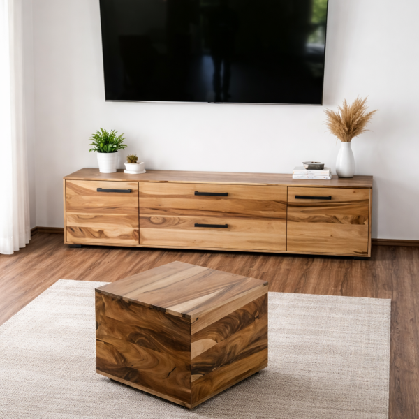 Masiven orehov TV lowboard in klubska mizica iz masivnega oreha