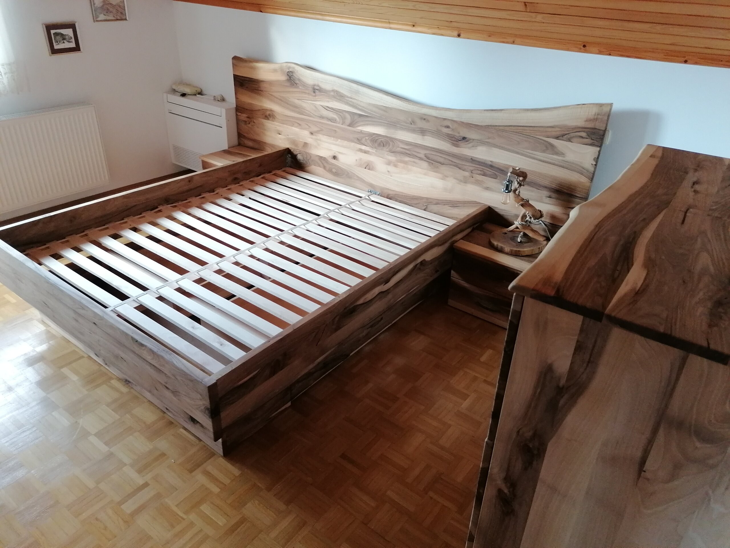 Orehova postelja - M.Jerina - slika 6