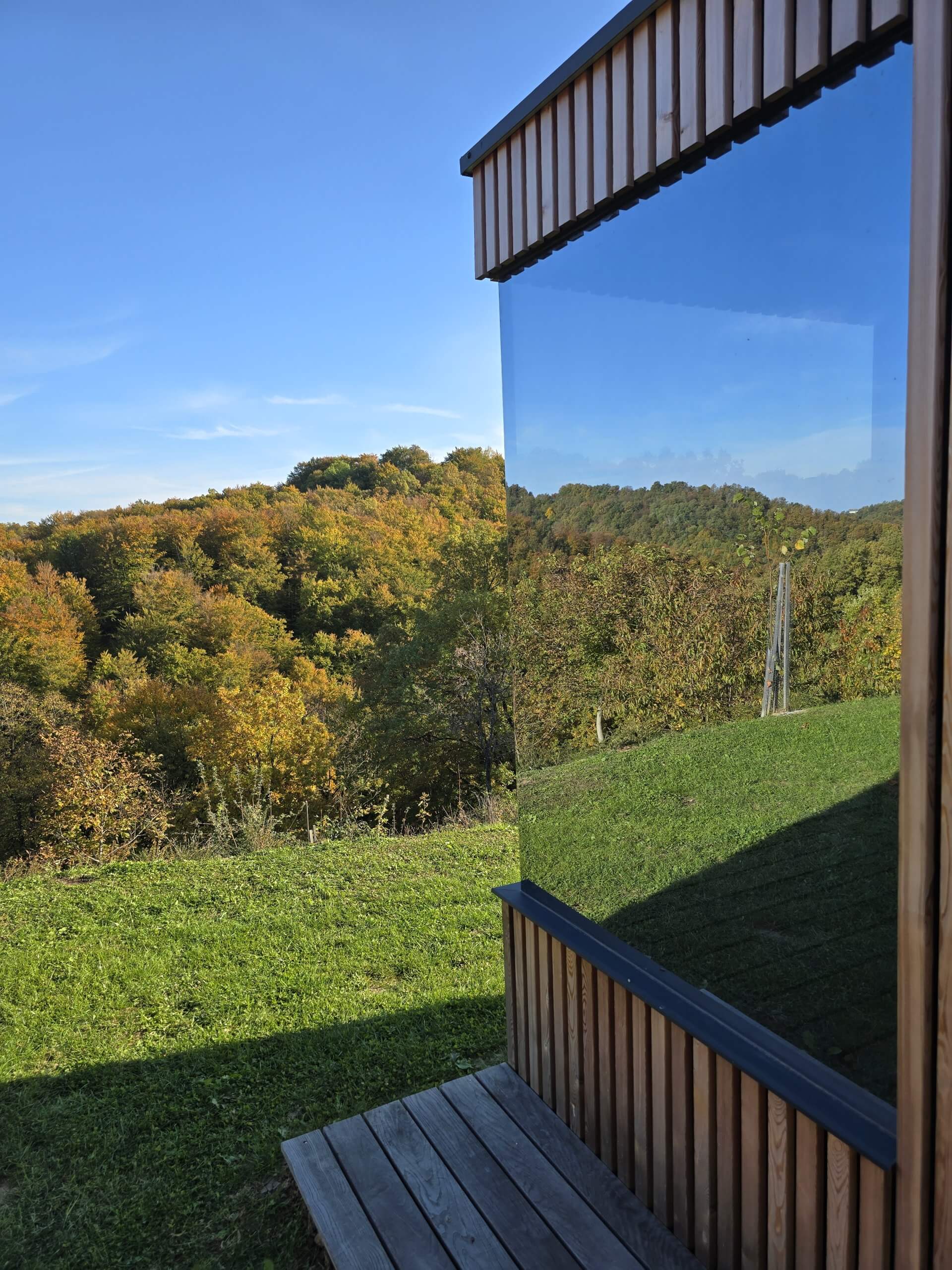 Linassi Premium zunanja savna – narava, toplina in razkošje na vašem vrtu - slika 5